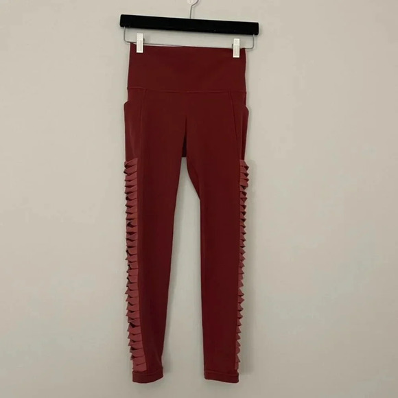 Athleta Salutation Twist 7/8 Tight in Powervita Leggings Size XS - Picture 1 of 7